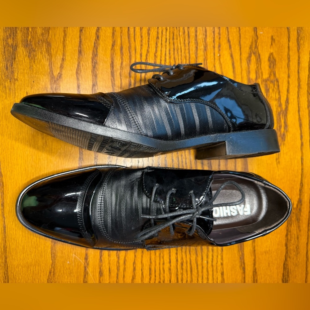 Black Patent Leather Men's Oxfords